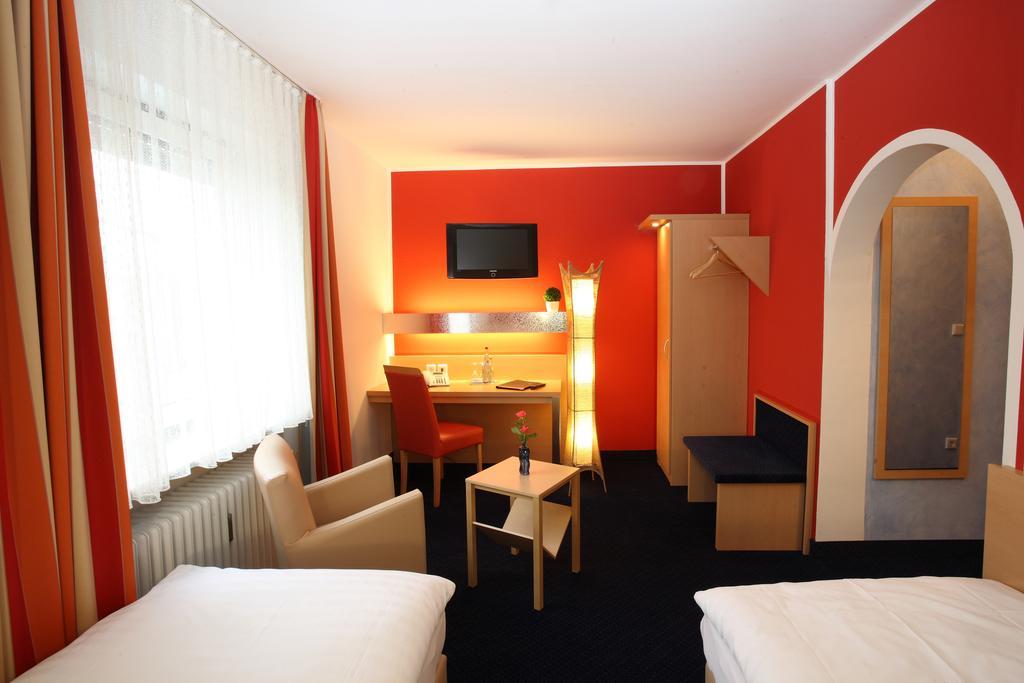 Hotel Silberhorn Norimberga Camera foto